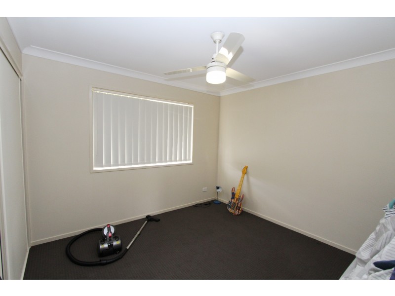 5 Harrier Place, Lowood QLD 4311