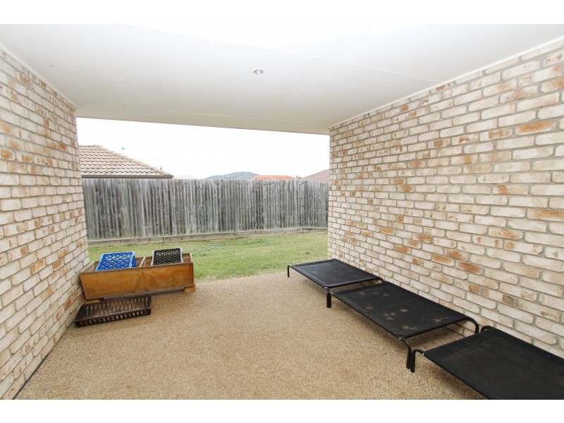 5 Harrier Place, Lowood QLD 4311