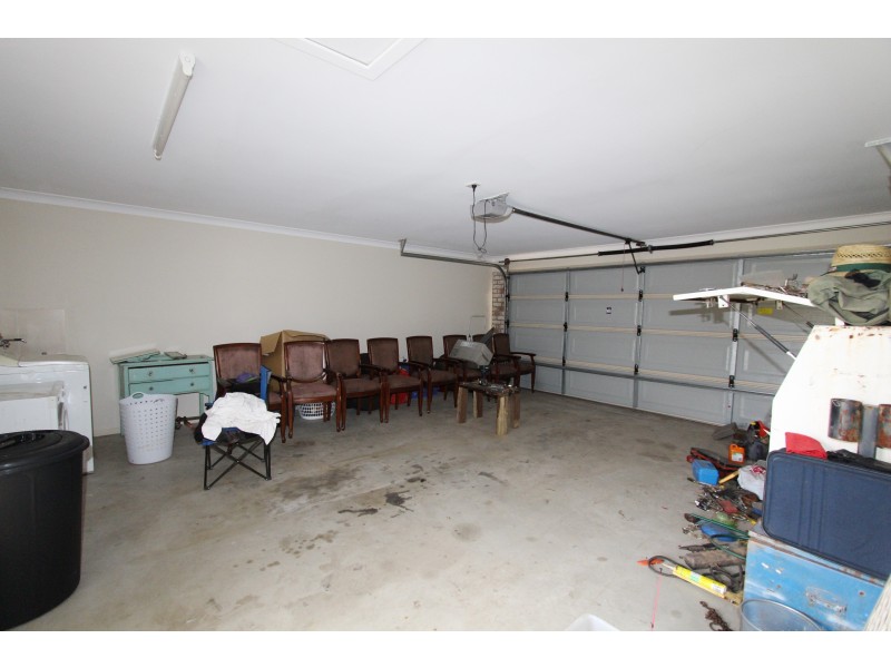 5 Harrier Place, Lowood QLD 4311