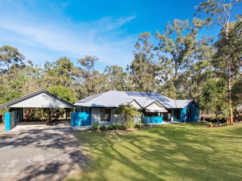 24-26 Silvereye Crescent, Greenbank QLD 4124