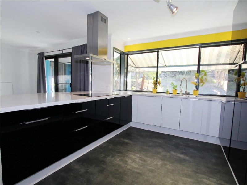 24-26 Silvereye Crescent, Greenbank QLD 4124