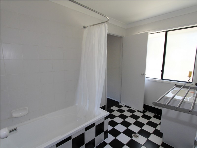 24-26 Silvereye Crescent, Greenbank QLD 4124