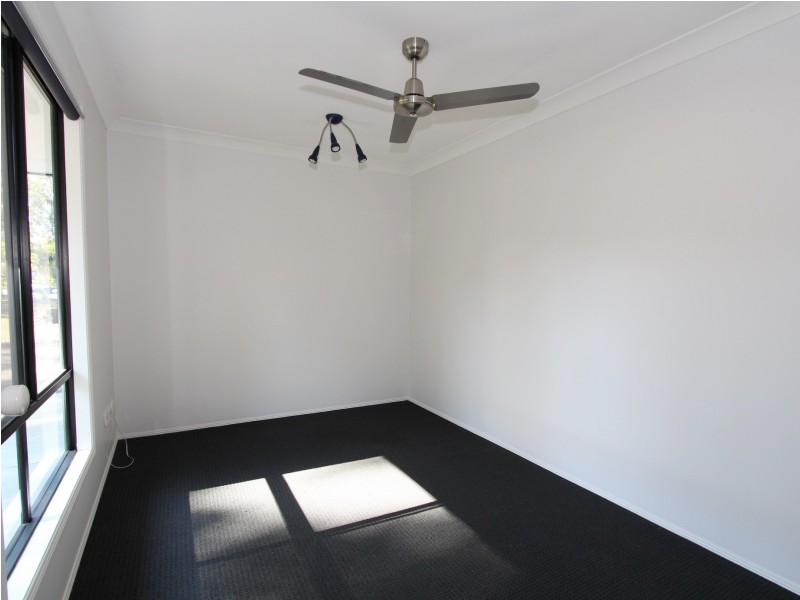 24-26 Silvereye Crescent, Greenbank QLD 4124