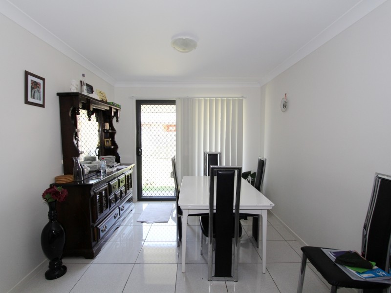 2/12 Tawney Street, Lowood QLD 4311