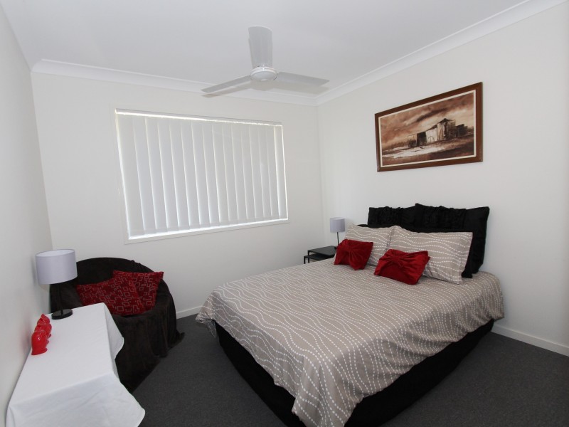 2/12 Tawney Street, Lowood QLD 4311