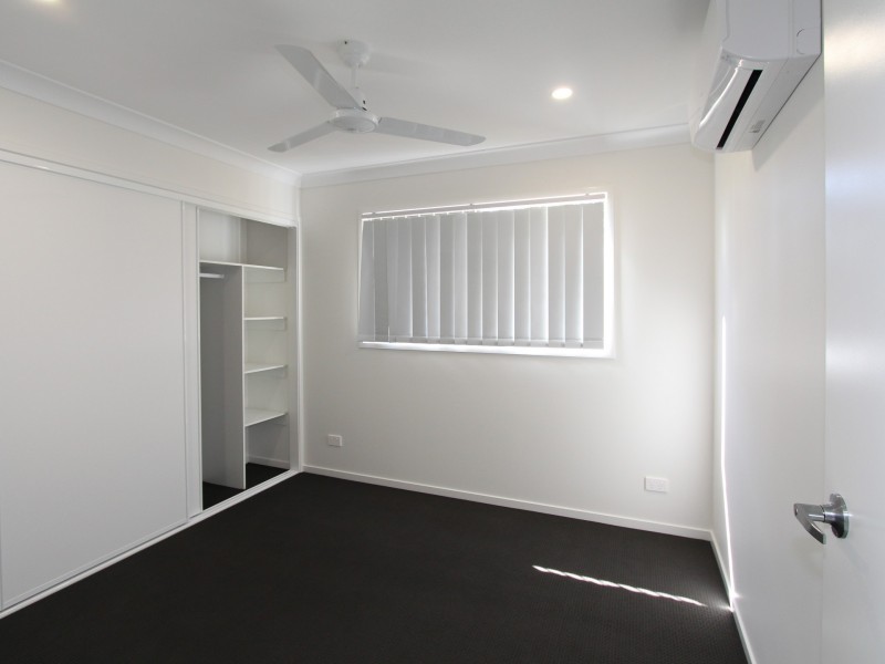2/6 Soho Drive, Deebing Heights QLD 4306