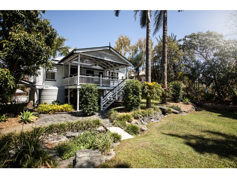 6 PRYDE STREET, Woodend QLD 4305