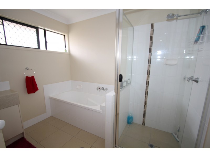 13 Chanel Court, Wulkuraka QLD 4305