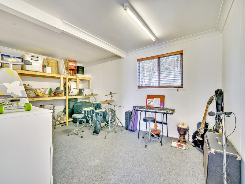 1 Williams Street East, Woodend QLD 4305