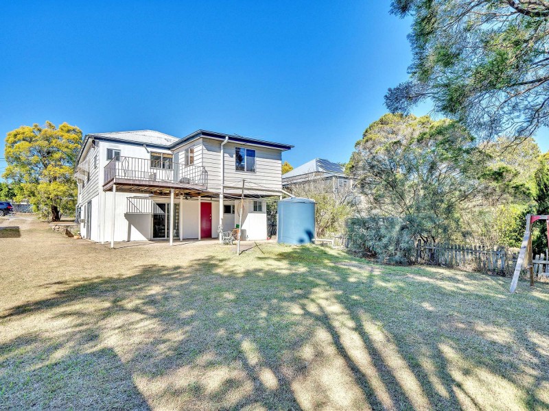 1 Williams Street East, Woodend QLD 4305