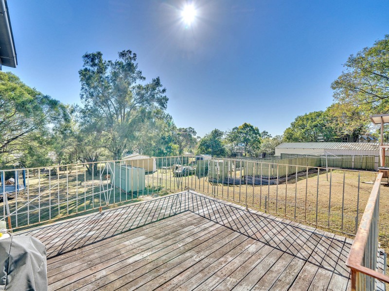 1 Williams Street East, Woodend QLD 4305