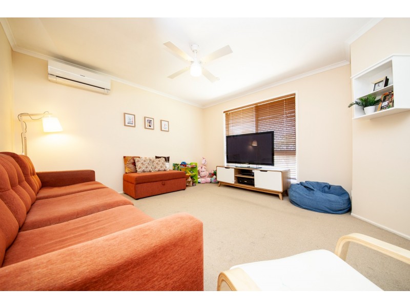 10 BANGALOW CRESCENT, Raceview QLD 4305