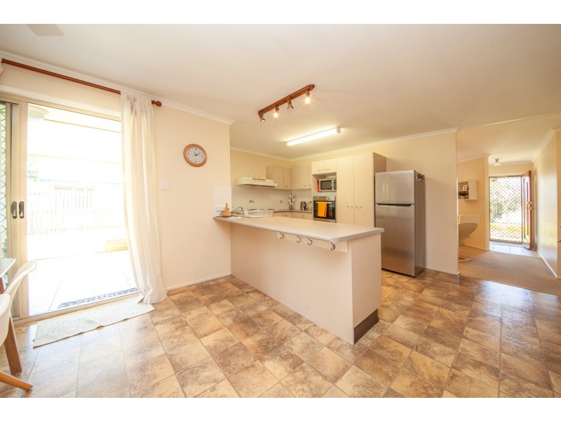 10 BANGALOW CRESCENT, Raceview QLD 4305