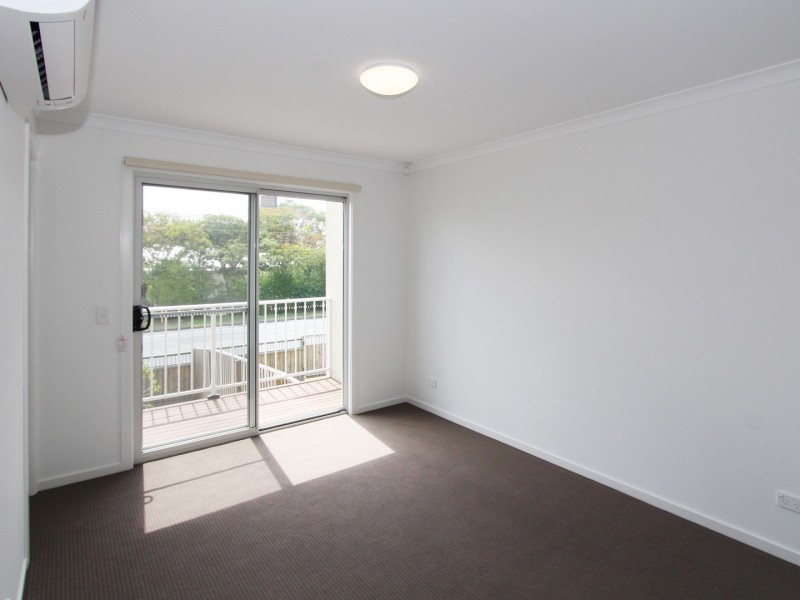 12 Napier Circuit, Silkstone QLD 4304