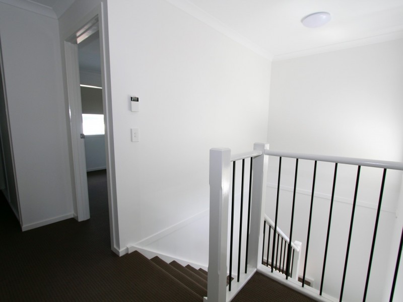 12 Napier Circuit, Silkstone QLD 4304