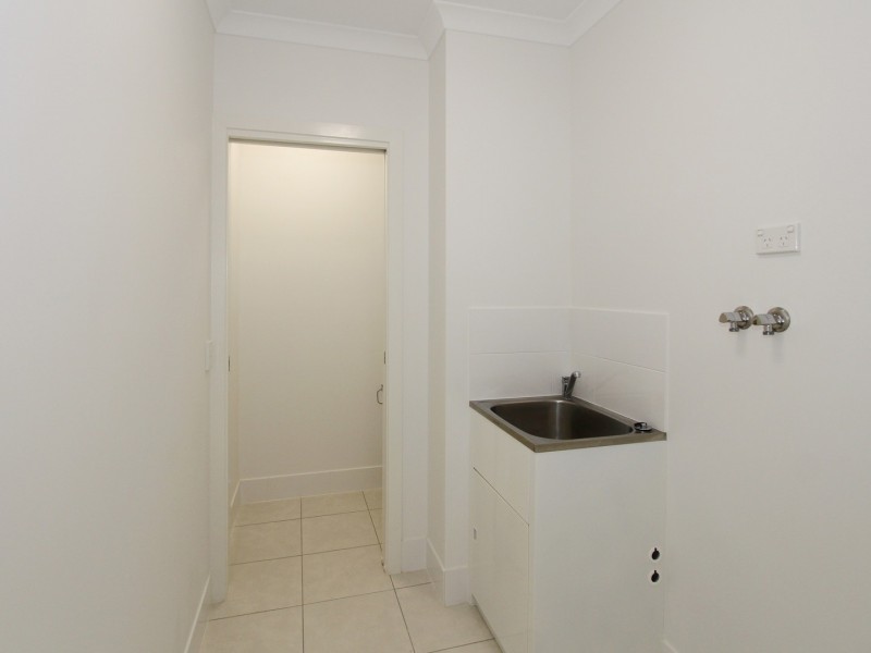 12 Napier Circuit, Silkstone QLD 4304