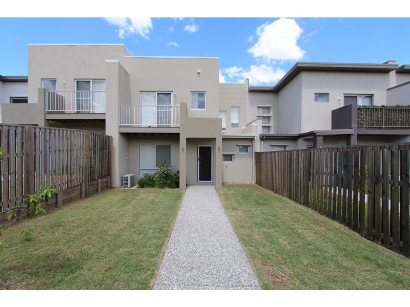 12 Napier Circuit, Silkstone QLD 4304