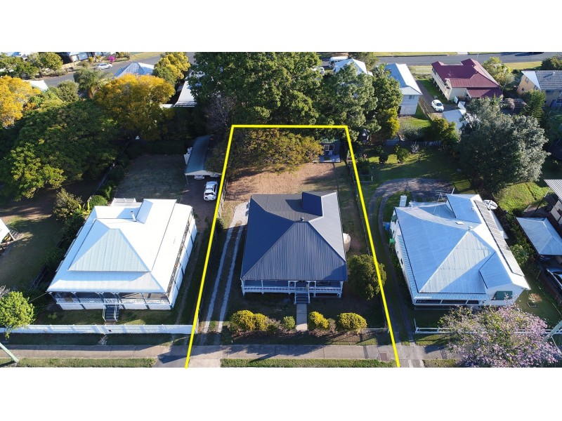24 Pine Mountain Road, North Ipswich QLD 4305