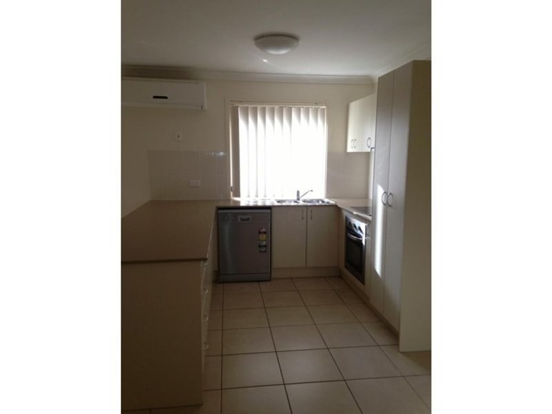 82 Henry Street, Brassall QLD 4305
