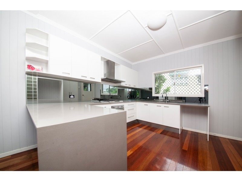 51 WOODEND ROAD, Woodend QLD 4305