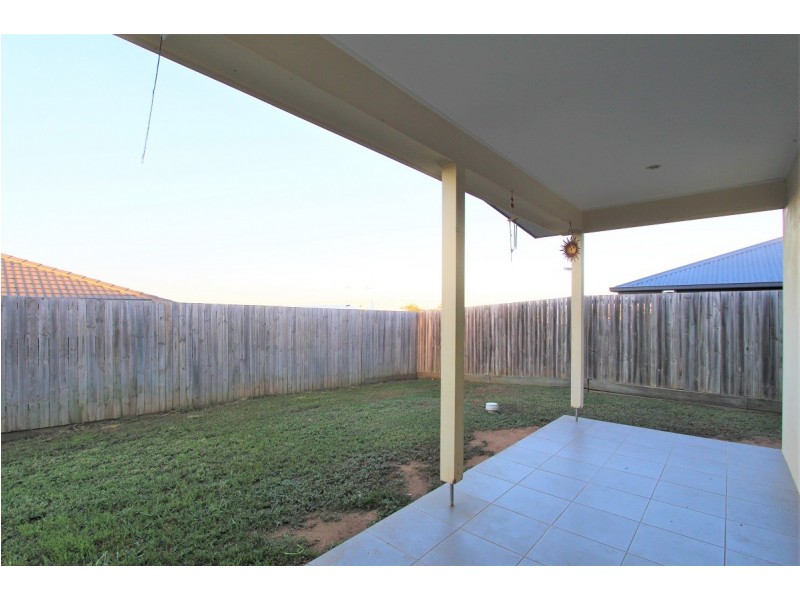 79 Jane Street, Leichhardt QLD 4305