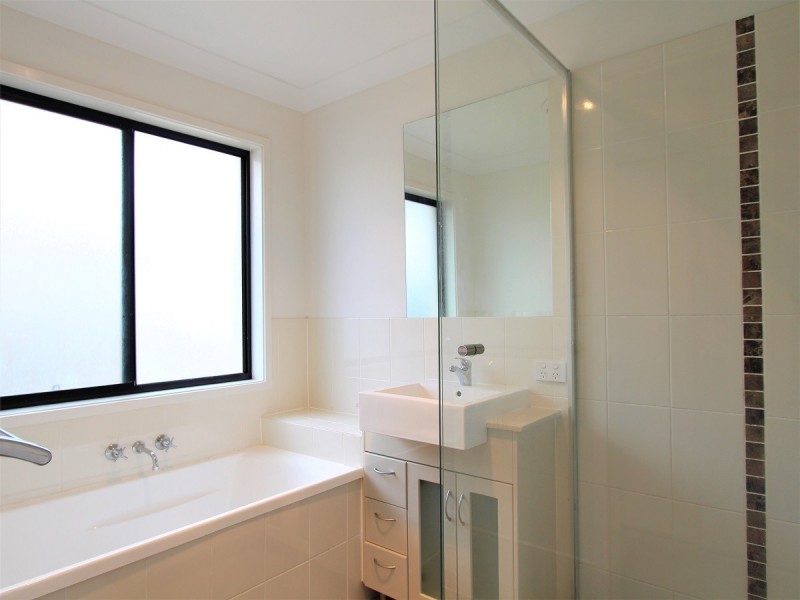 79 Jane Street, Leichhardt QLD 4305