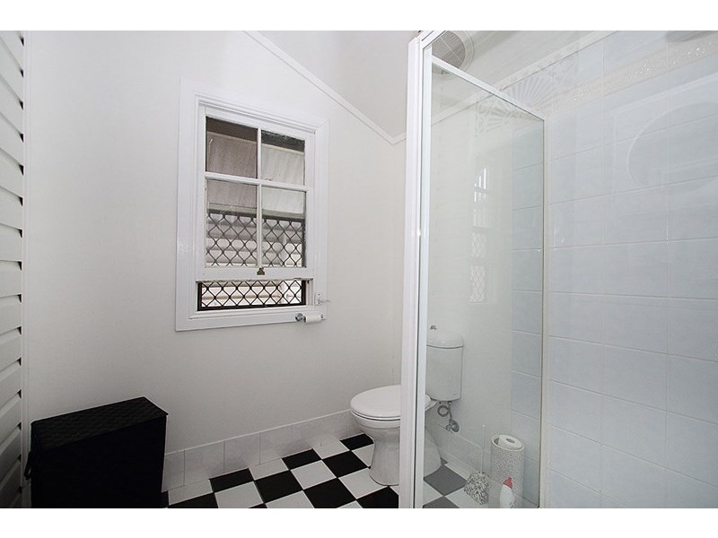 7 Thorn Street, Ipswich QLD 4305