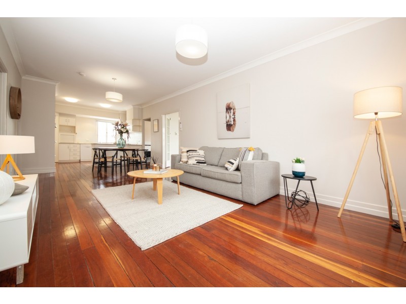 64 Whitehill Road, Eastern Heights QLD 4305