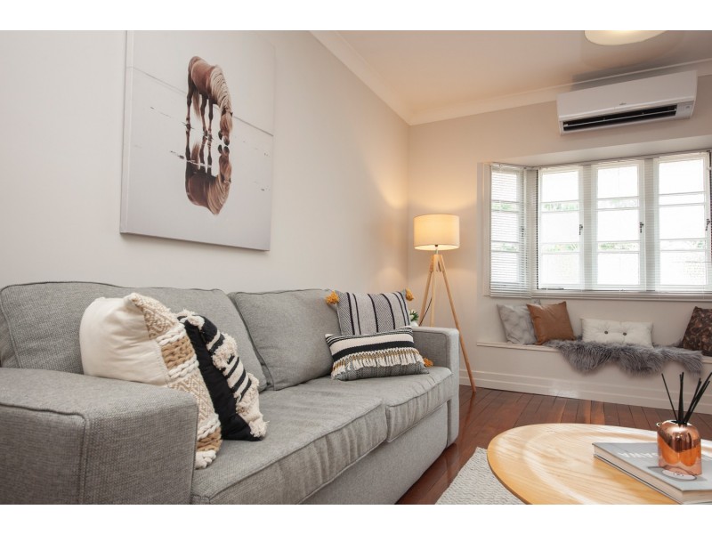 64 Whitehill Road, Eastern Heights QLD 4305