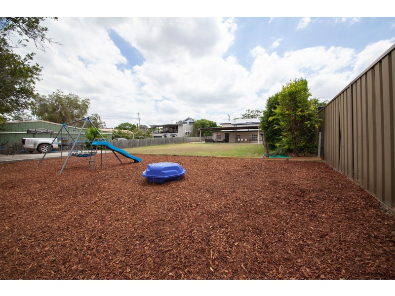 64 Whitehill Road, Eastern Heights QLD 4305