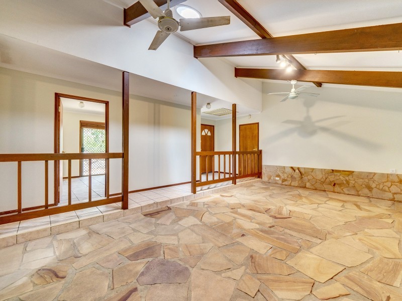 9 JANELLE STREET, Bellbird Park QLD 4300