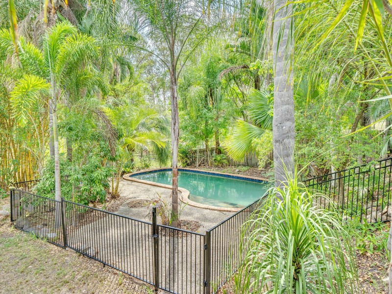 9 JANELLE STREET, Bellbird Park QLD 4300
