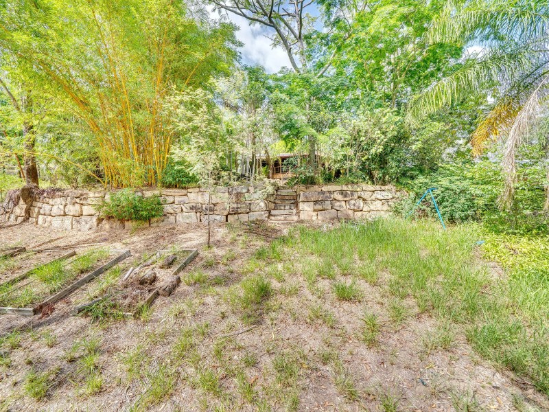 9 JANELLE STREET, Bellbird Park QLD 4300