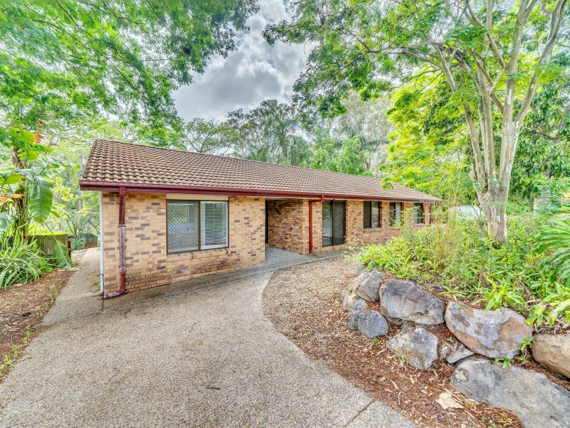 9 JANELLE STREET, Bellbird Park QLD 4300