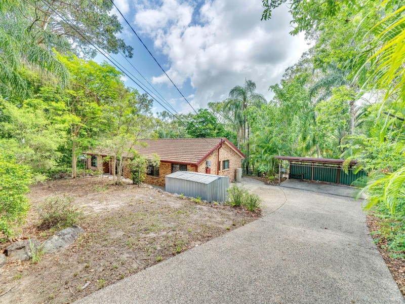 9 JANELLE STREET, Bellbird Park QLD 4300