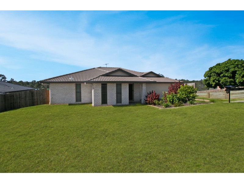 4 Dior Place, Wulkuraka QLD 4305