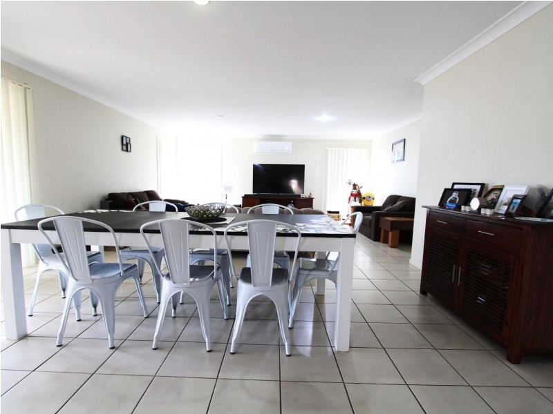 4 Dior Place, Wulkuraka QLD 4305