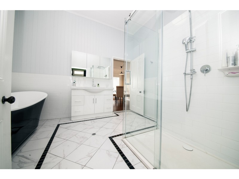 30 PARK STREET, Ipswich QLD 4305