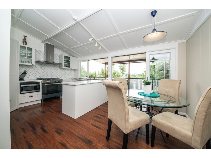30 PARK STREET, Ipswich QLD 4305