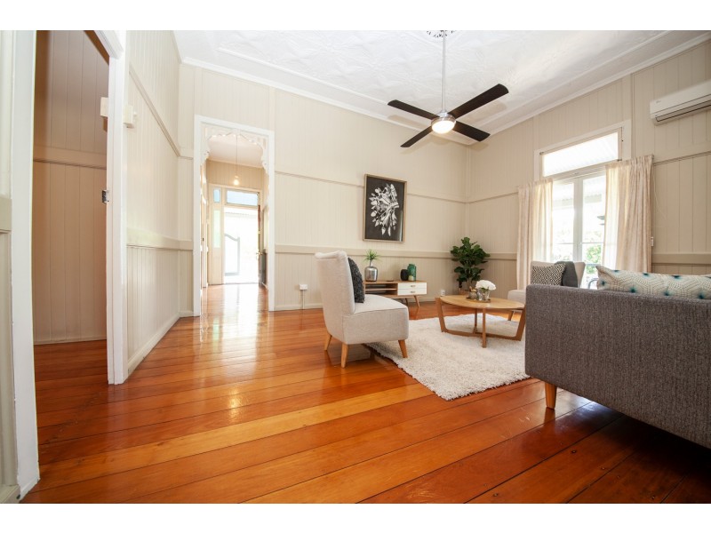 1 WOODEND ROAD, Sadliers Crossing QLD 4305