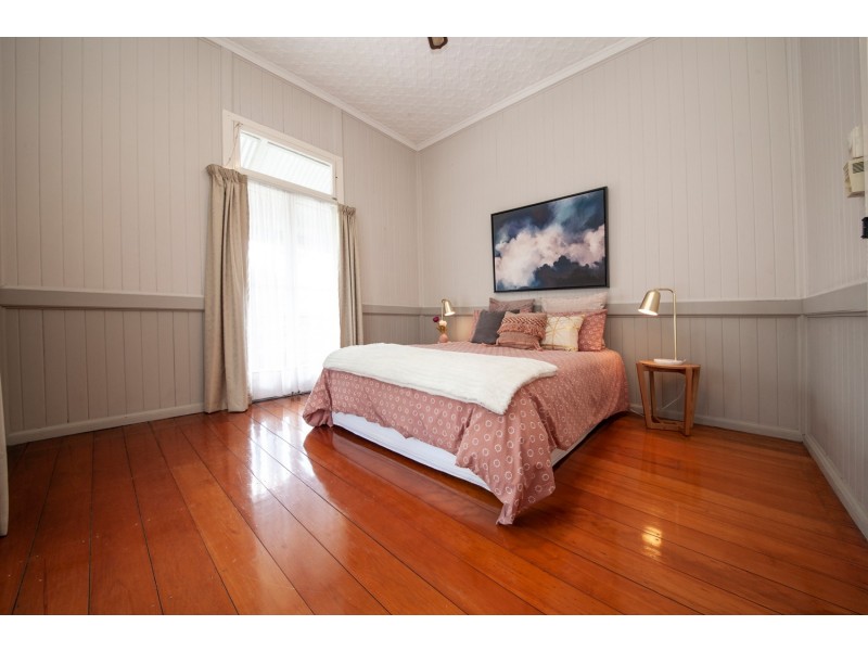 1 WOODEND ROAD, Sadliers Crossing QLD 4305