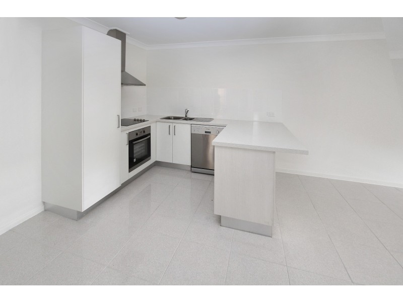 2/37 Tawney Street, Lowood QLD 4311