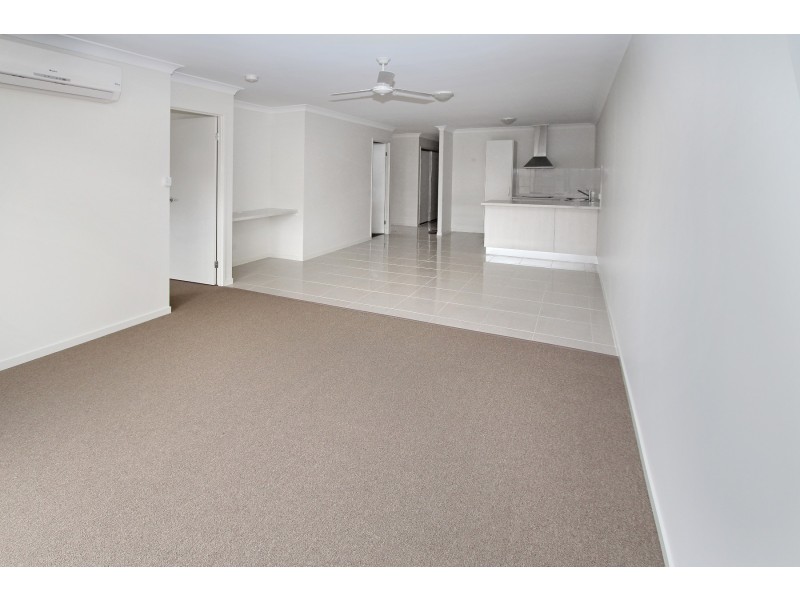 2/37 Tawney Street, Lowood QLD 4311