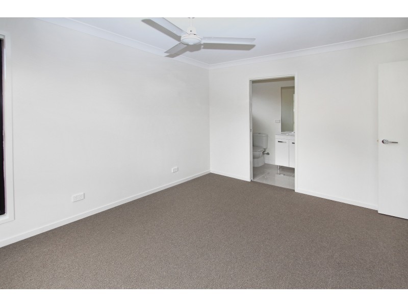 2/37 Tawney Street, Lowood QLD 4311