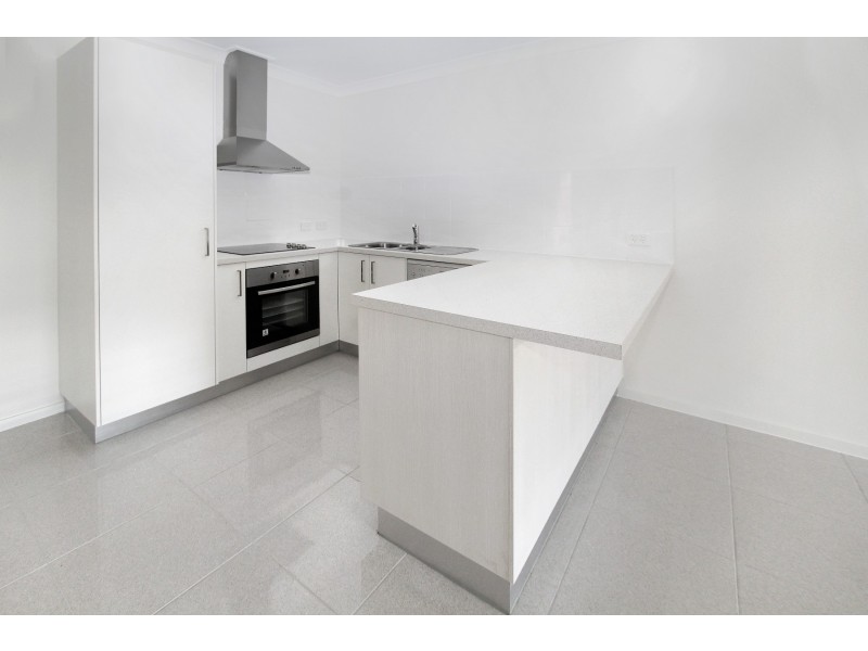 2/37 Tawney Street, Lowood QLD 4311