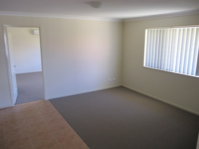 3 Spoonbill Court, Lowood QLD 4311