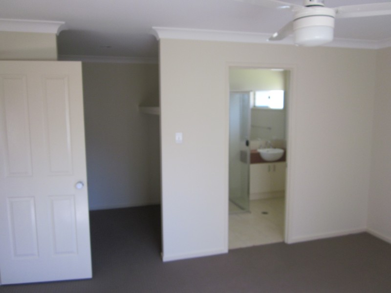 3 Spoonbill Court, Lowood QLD 4311