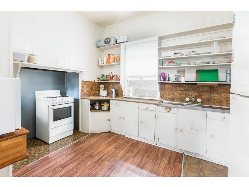 36 THORN STREET, Ipswich QLD 4305