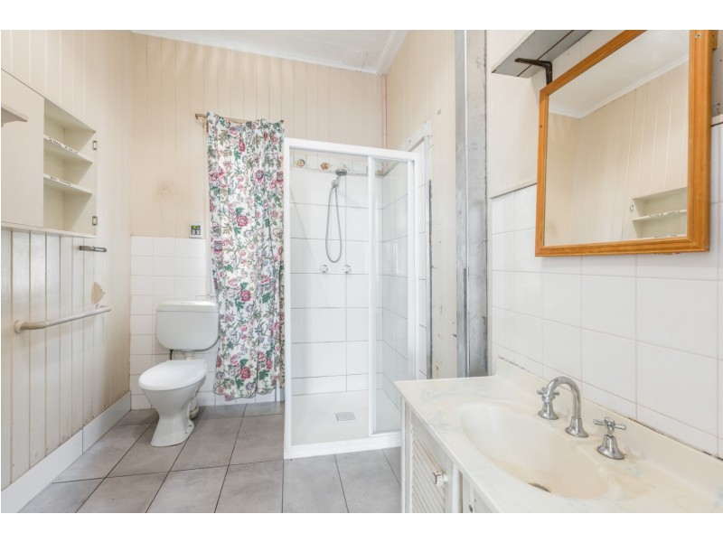 36 THORN STREET, Ipswich QLD 4305