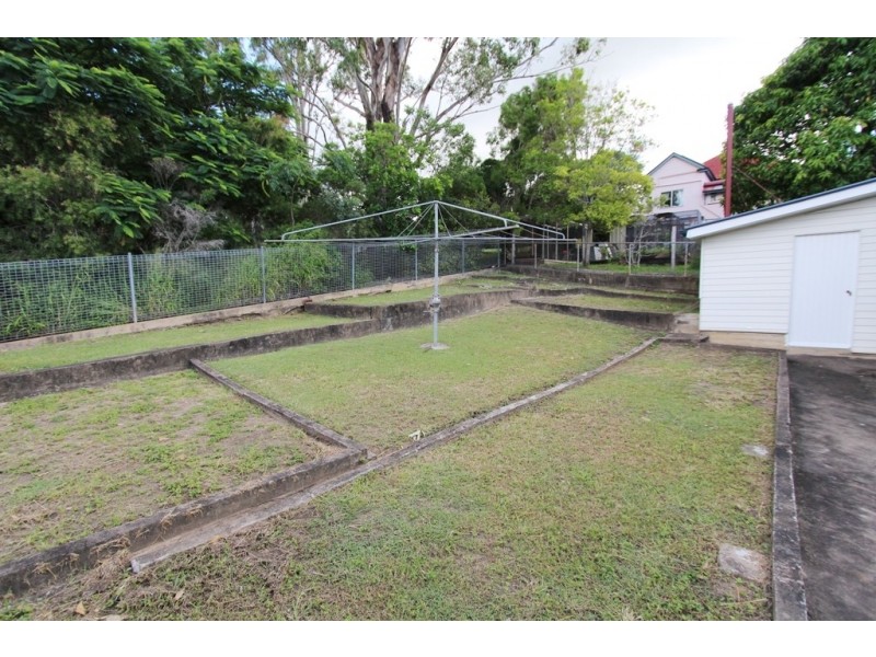 64 Roderick Street, Ipswich QLD 4305